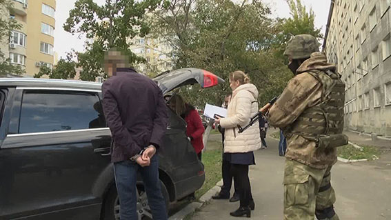 Поліція викрила групу озброєних іноземців в Одесі