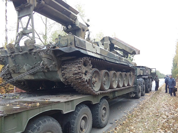 У Вінницькій області пасажирський автобус зіткнувся з військовим тягачем, 11 поранених