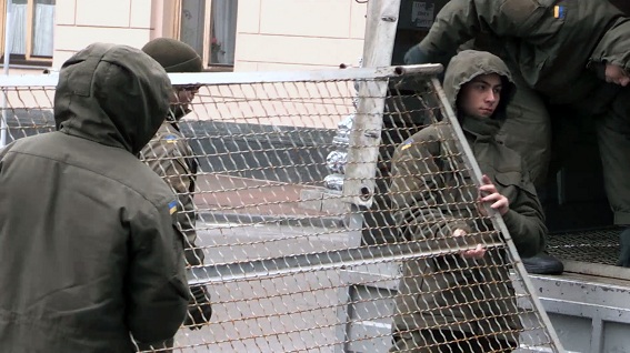 Правопорядок під Радою забезпечується в звичайному режимі, - Крищенко