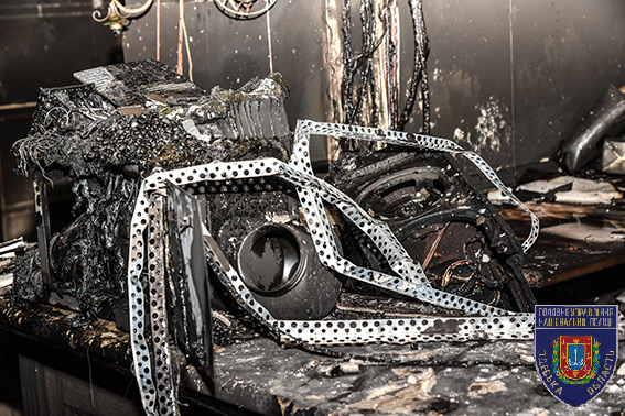 У ТЦ Одеси кинули "коктейль Молотова", є постраждалі