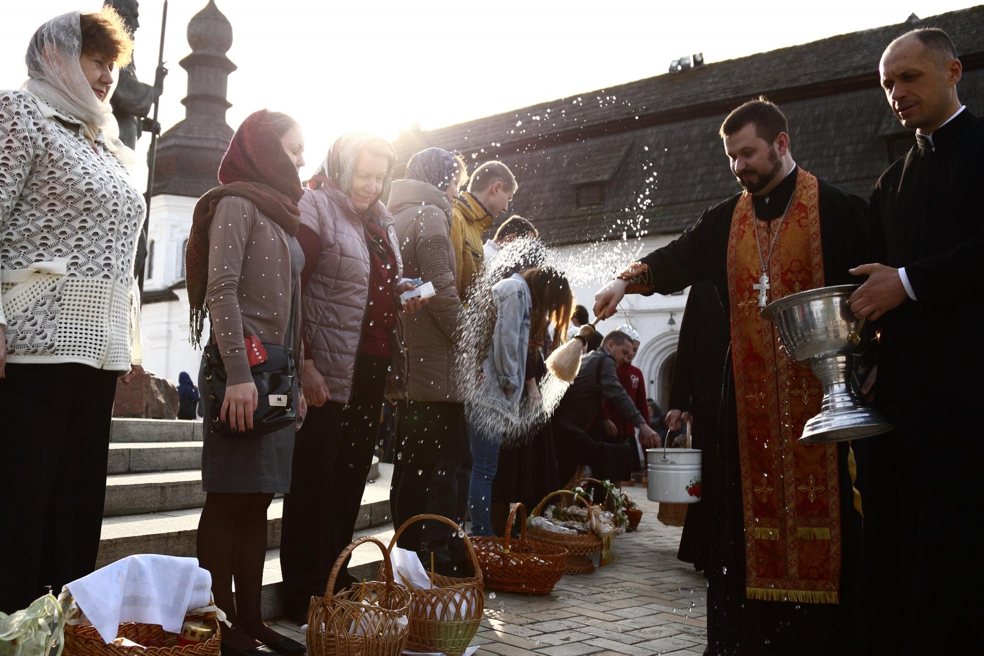 Великдень на карантині. Як українці святкуватимуть в умовах епідемії