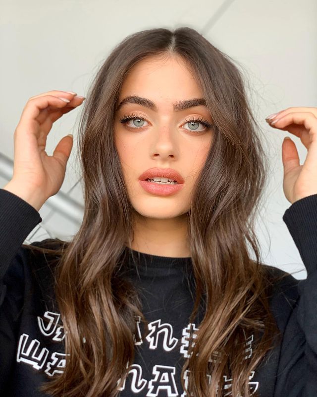 Найкрасивіша дівчина 2020 року зізналася, що її зацькували через зовнішіність