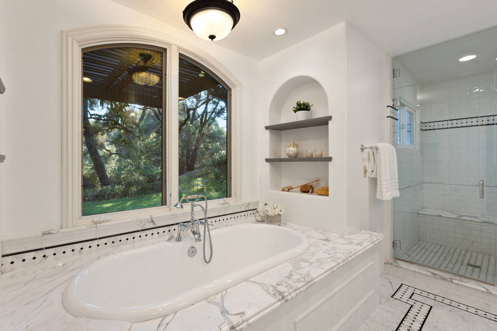 Ломаченко у 2021 році може заробити 5 млн. На що йому їх витратити?