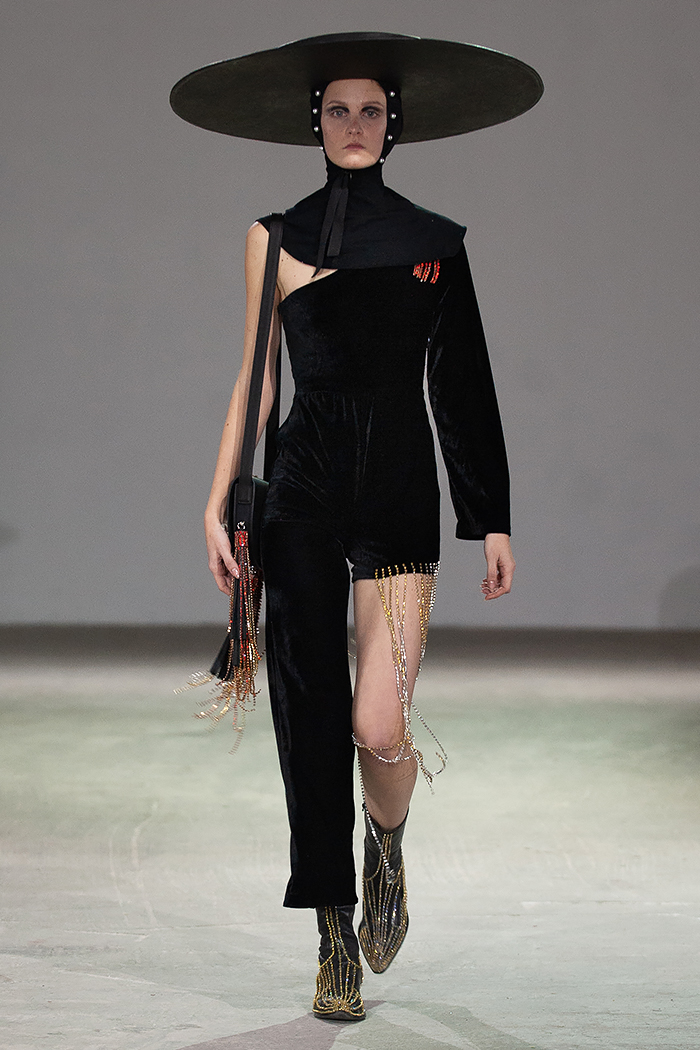 Вся справа в капелюсі: RYBALKO захопила новою "перловою" колекцією FW19-20