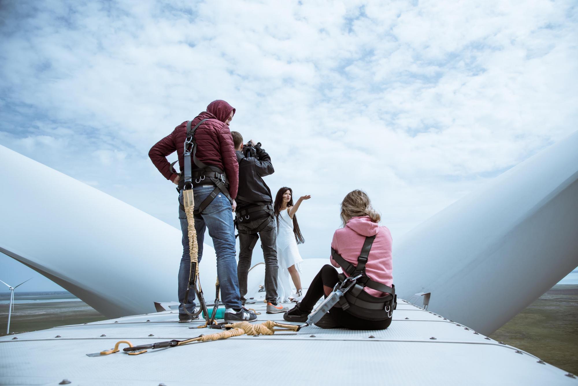 В новом видео «Ми вітер» Руслана танцует среди облаков на высоте 120 метров (ВИДЕО + ФОТО)