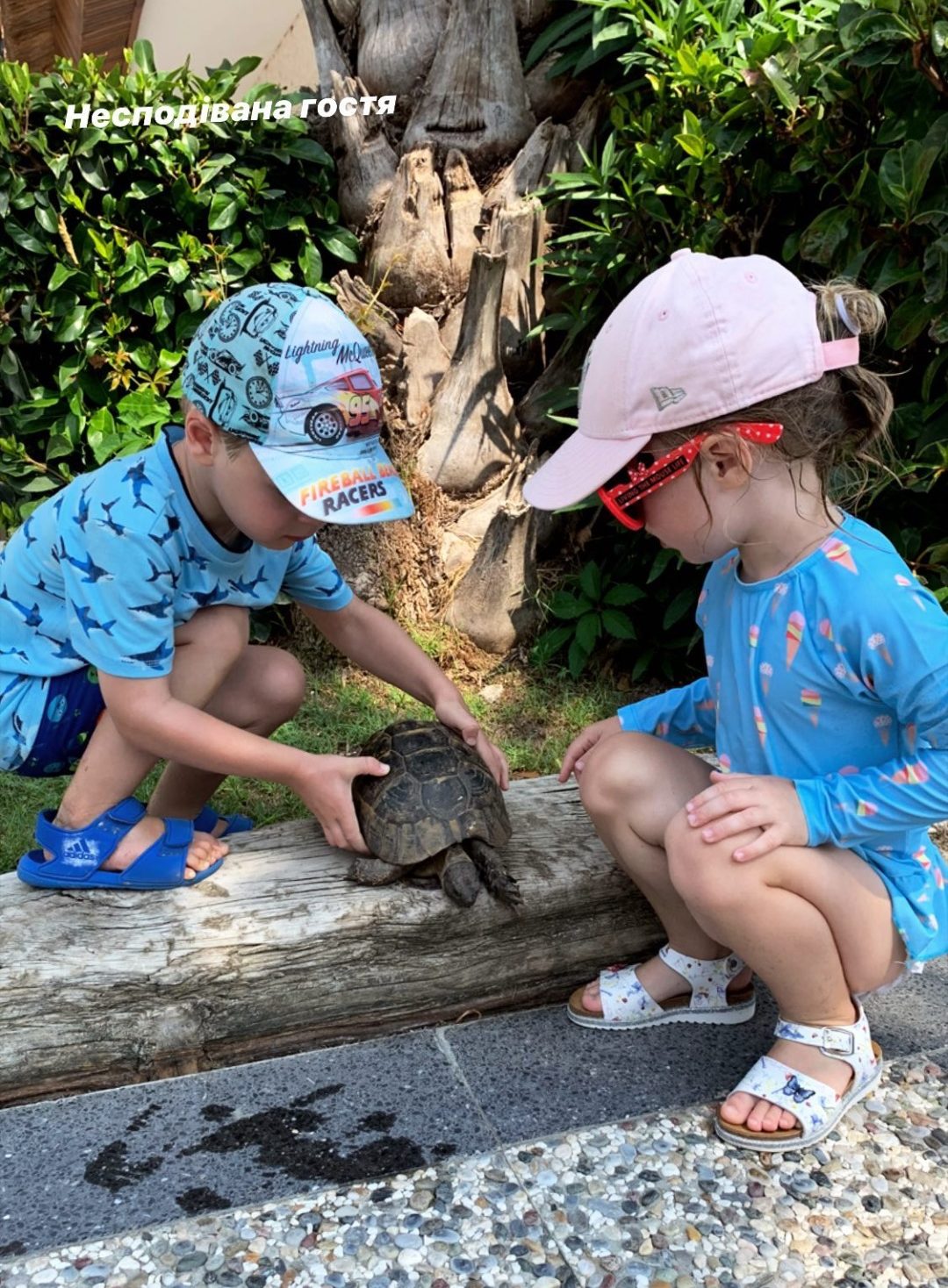 Схожа на тата: Ольга Фреймут зворушила кадрами з чоловіком і донькою з відпочинку в Туреччині