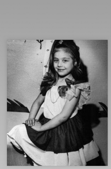 "Мой герой": Тина Кароль умилила фото подросшего сына