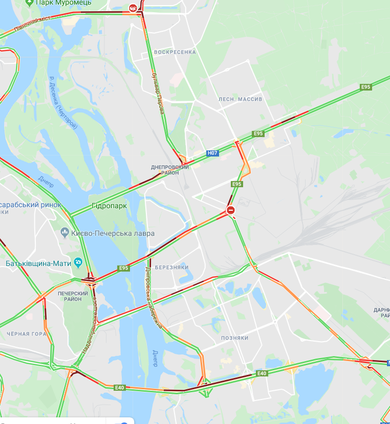 В Киеве образовались многочисленные пробки
