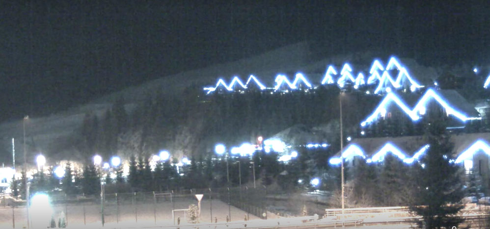 Буковель опустел: как выглядит безлюдный курорт прямо сейчас (фото)