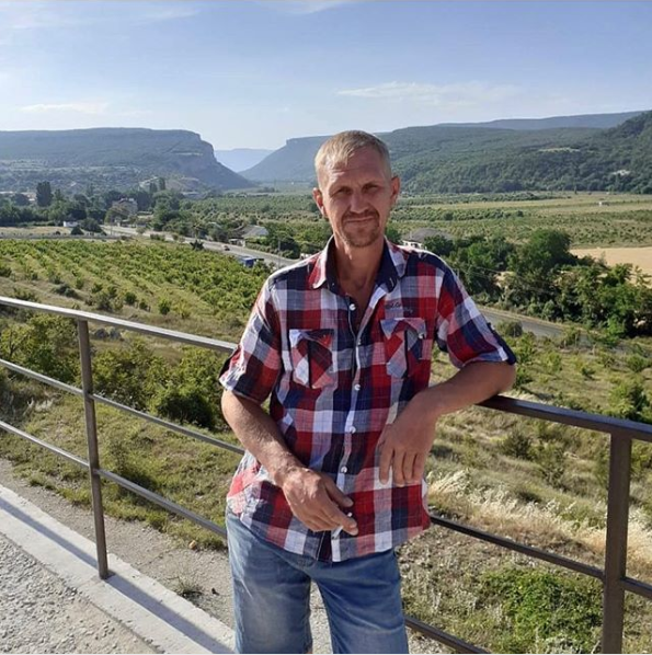 В окупованому Криму зник батько відомого українського футболіста (фото)