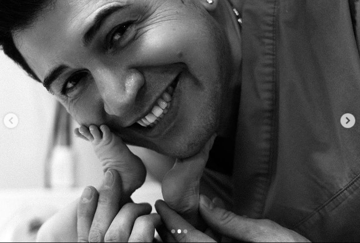 Андрей Джеджула снова стал папой: нежные фото малышки из роддома