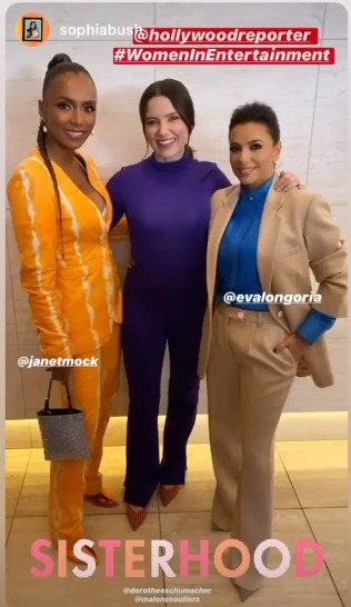 Бежевый костюм и яркая блуза: Ева Лонгория показала безупречный образ в духе Виктории Бекхэм