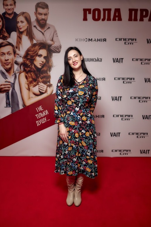 Каминская, Ступка, Мишина и другие звездные гости на гала-премьере взрослой комедии "Голая правда"