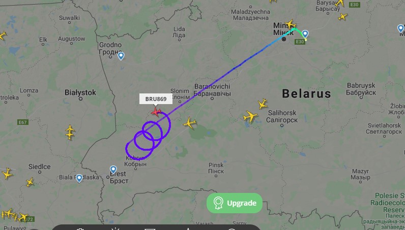 Літак "Бєлавіа" не може вилетіти з Білорусі. Він летів до Барселони, але кружляє біля кордону