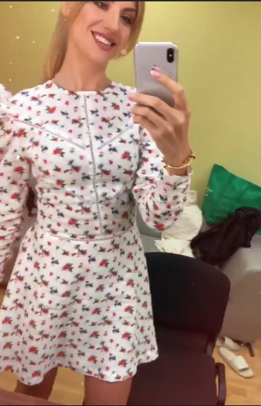 Массаж и поцелуй: Леся Никитюк засветилась в гримерке с популярным певцом