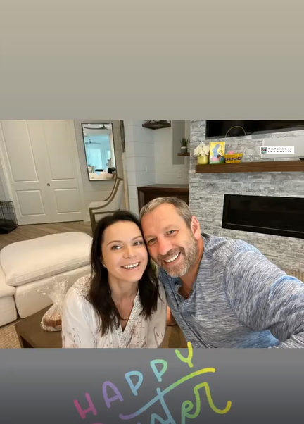 Счастливы вместе: Лилия Подкопаева очаровала нежностью с мужем на домашнем кадре