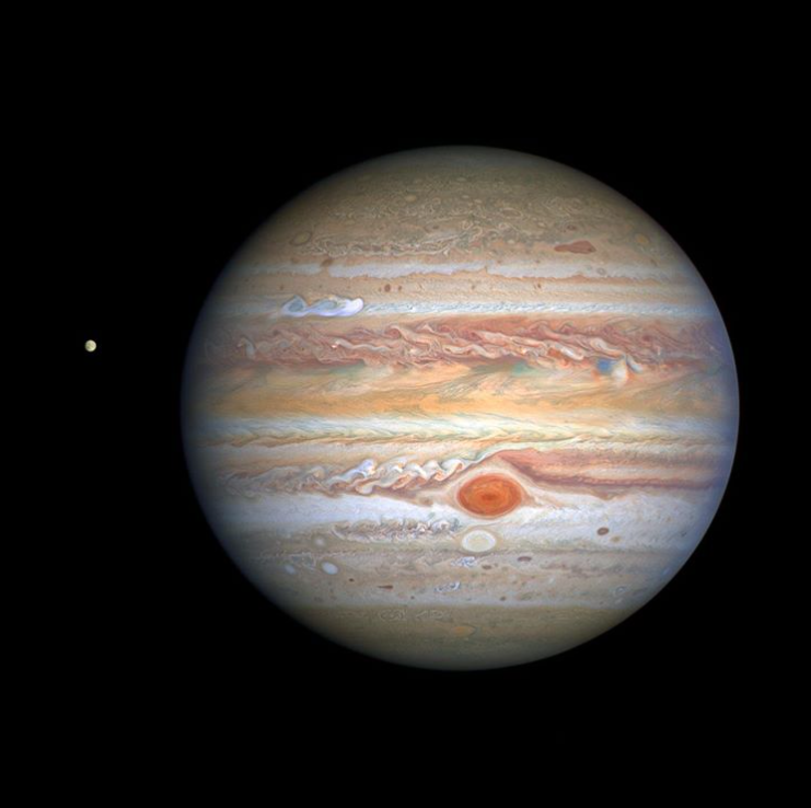 Способен поглотить Землю: в NASA рассказали о новом шторме на Юпитере