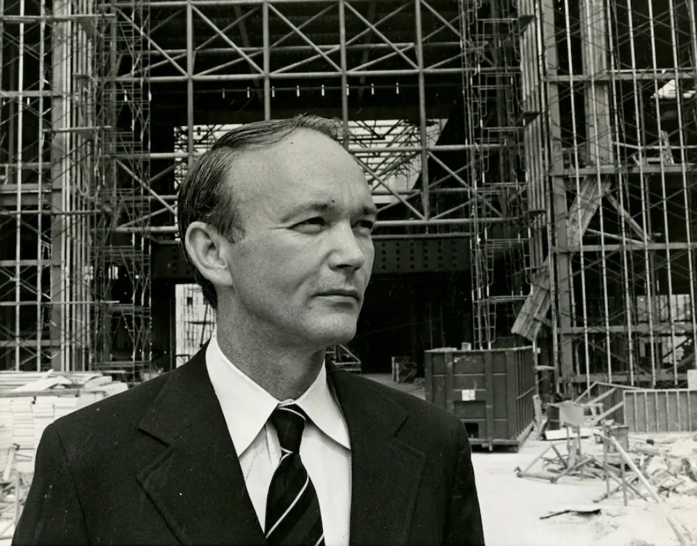 Умер участник первой миссии на Луну Майкл Коллинз: легендарный &quot;забытый астронавт&quot;