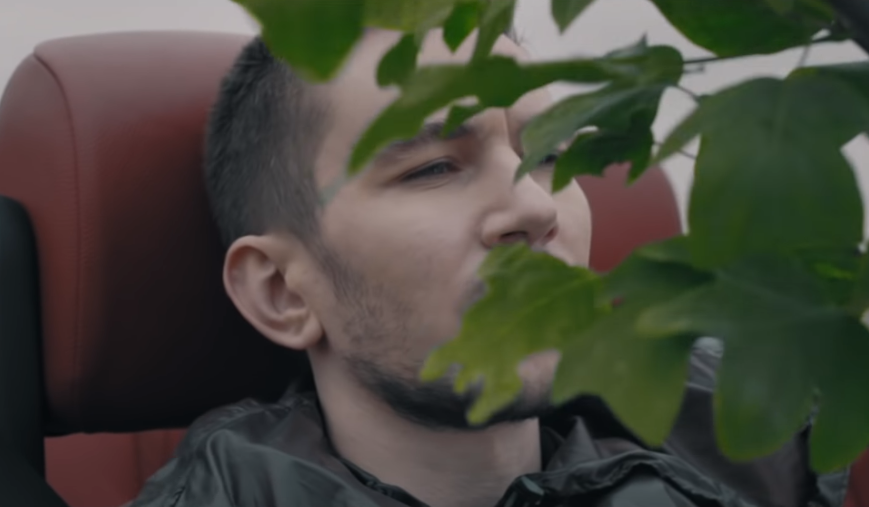 В духе KaZантипа: известный украинский артист показал новый клип