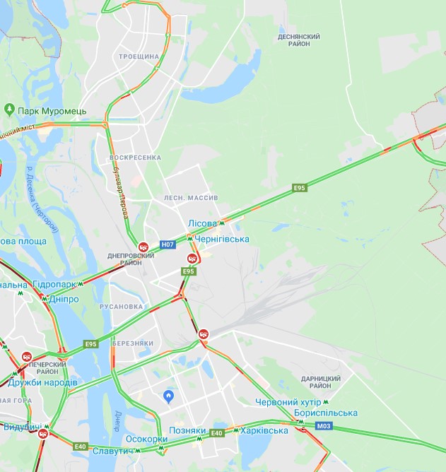 В Киеве образовались многочисленные пробки