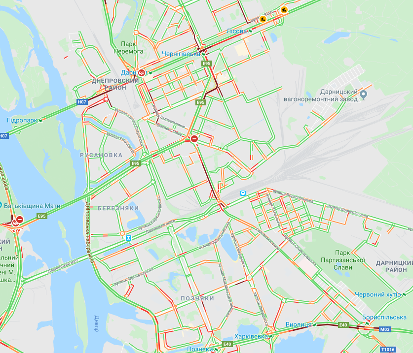 В Киеве образовались многочисленные пробки