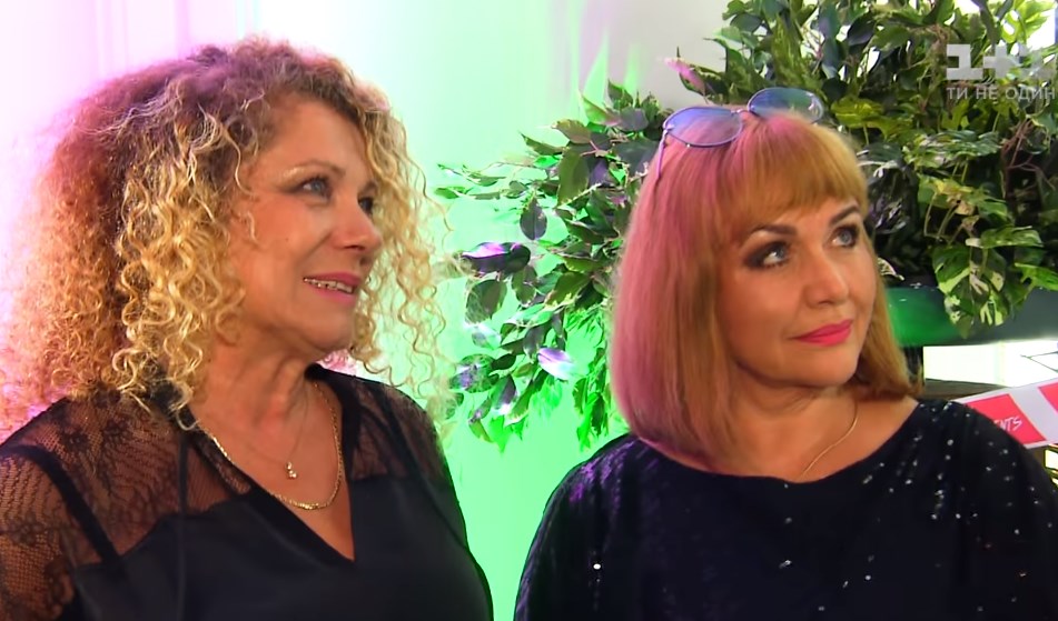 Мама Насти Каменских прокомментировала отношения артистки с Потапом