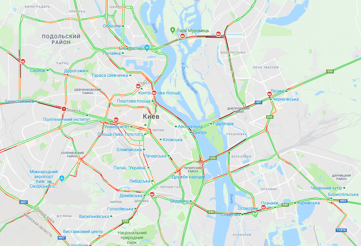 В Киеве образовались многочисленные пробки