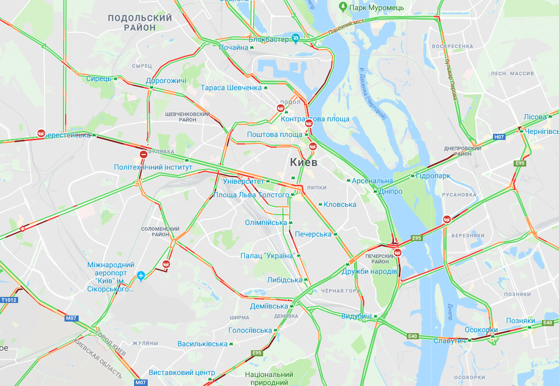 В Киеве образовались многочисленные пробки