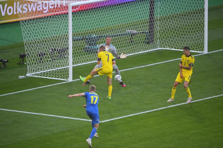 Украина - Швеция: онлайн матча 1/8 финала Евро-2020