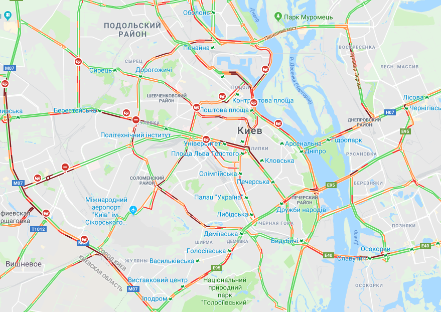 На Киев обрушилась разрушающая гроза: видео и фото стихии