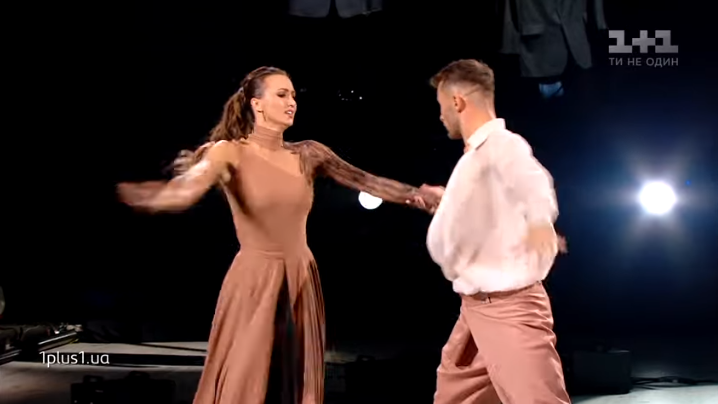 Танці з зірками 2019: хто виграв у першому випуску шоу (відео)