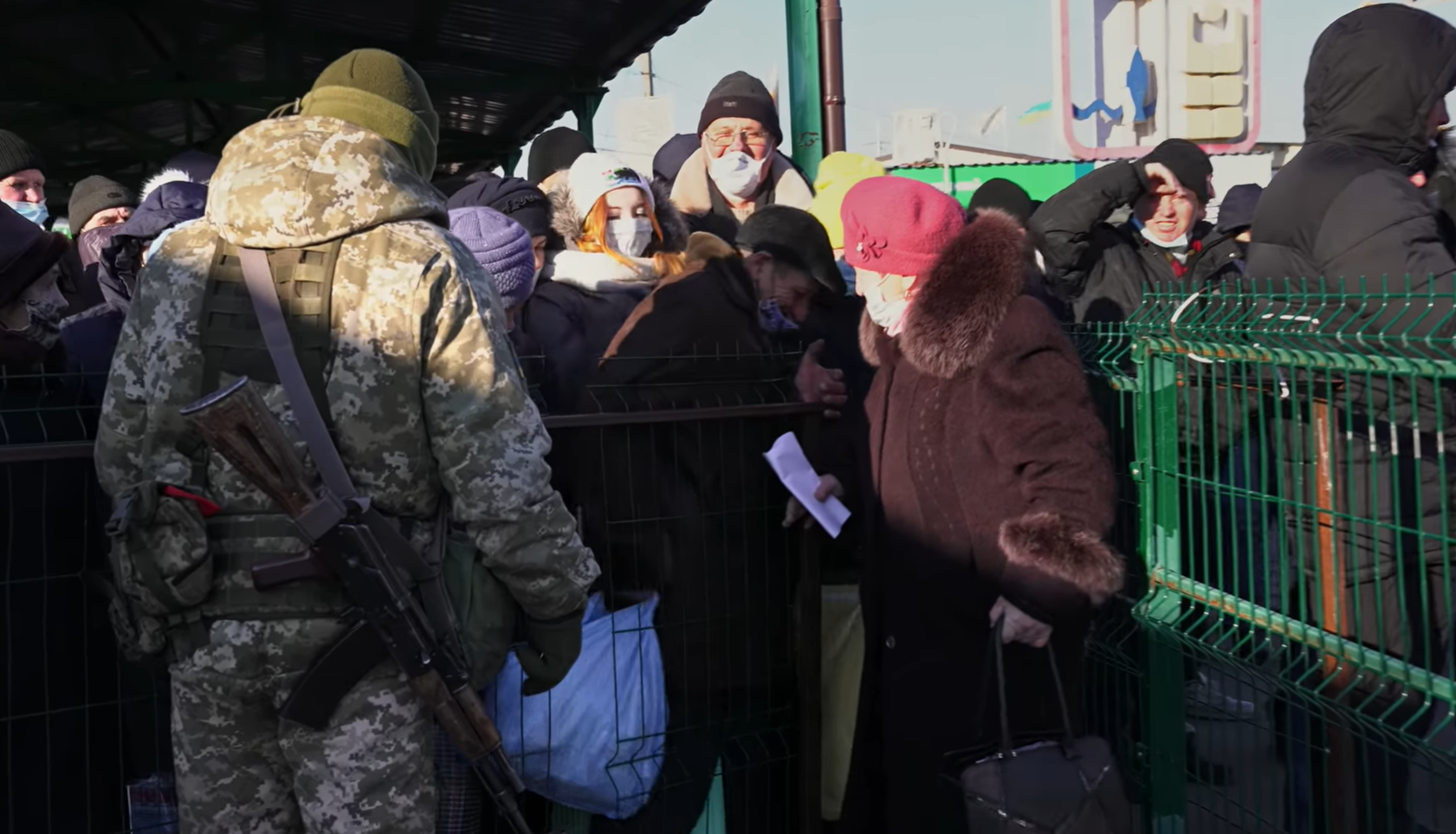 Блогер из Швейцарии на Донбассе снял фильм о российской агрессии: видео &quot;взорвало&quot; интернет