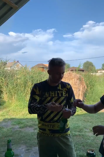 "Мене переслідують": Сніжана Бабкіна показала веселі кадри з чоловіком і сином