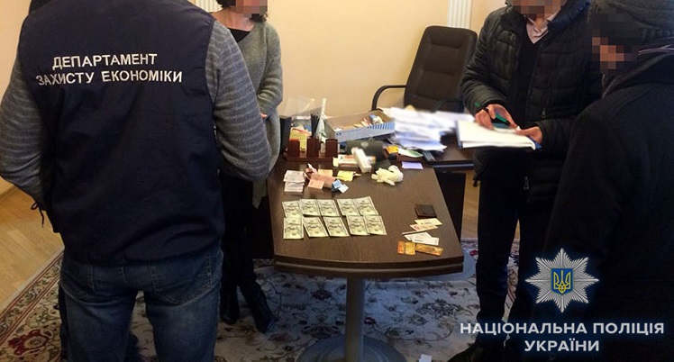 У Волинській області керівника суду затримали на хабарі