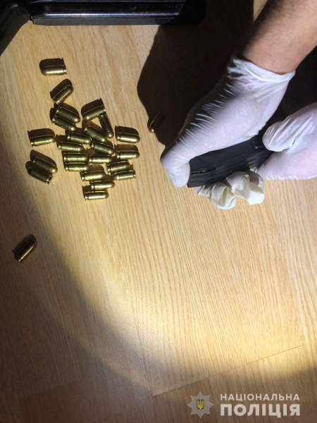 Поліція затримала стрілка, який поранив у Печерському районі охоронця ринку