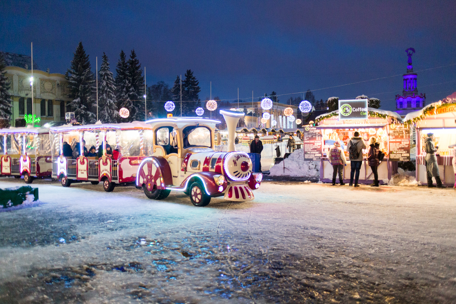 Новий рік на ВДНГ: портал між минулим і майбутнім