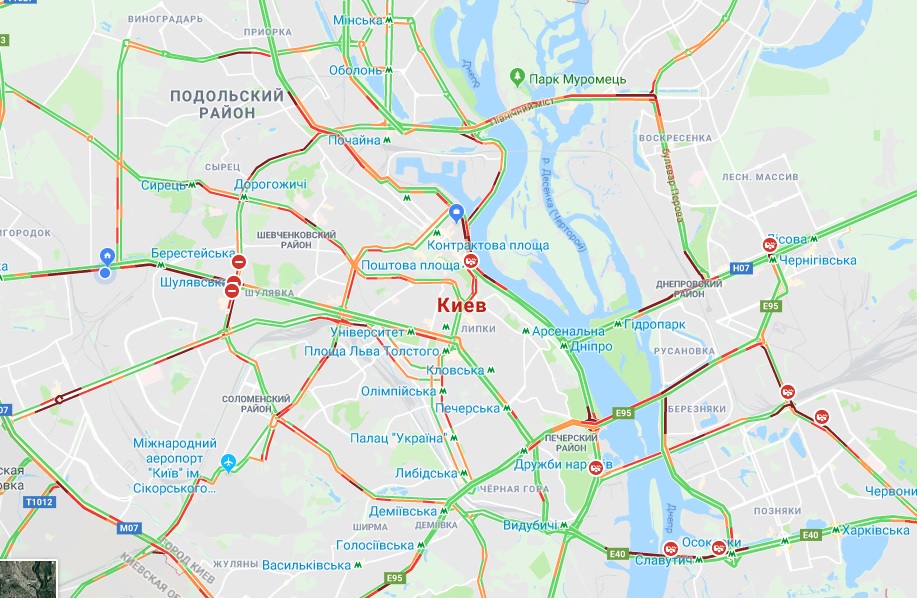 В Киеве с утра образовались многочисленные пробки