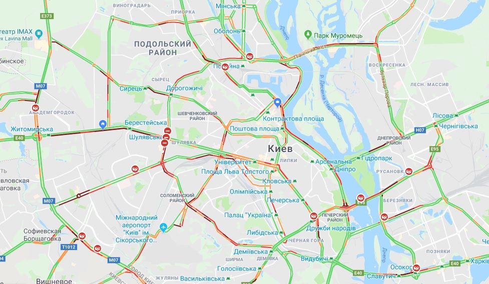 В Киеве образовались многочисленные пробки