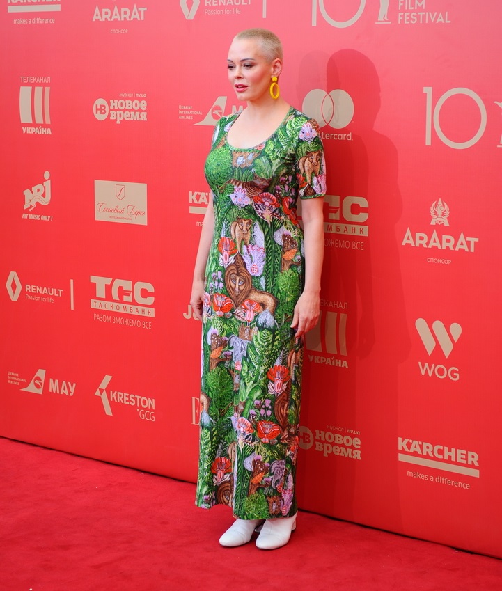 Кровь брызнула из глаз: самые нелепые образы Одесского кинофестиваля (фото)