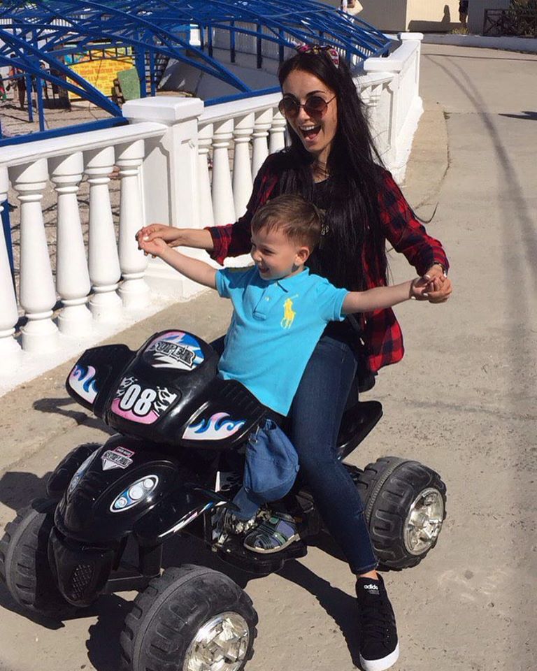 Ксения Мишина поразила рассказом, как беременной сбежала от домашнего тирана