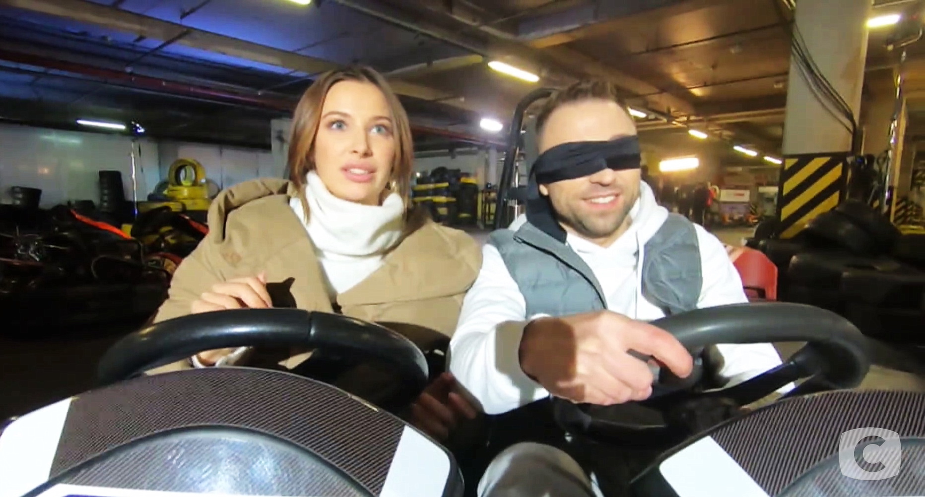 Холостяк-10: учасниці отримають можливість управляти Максом Михайюком