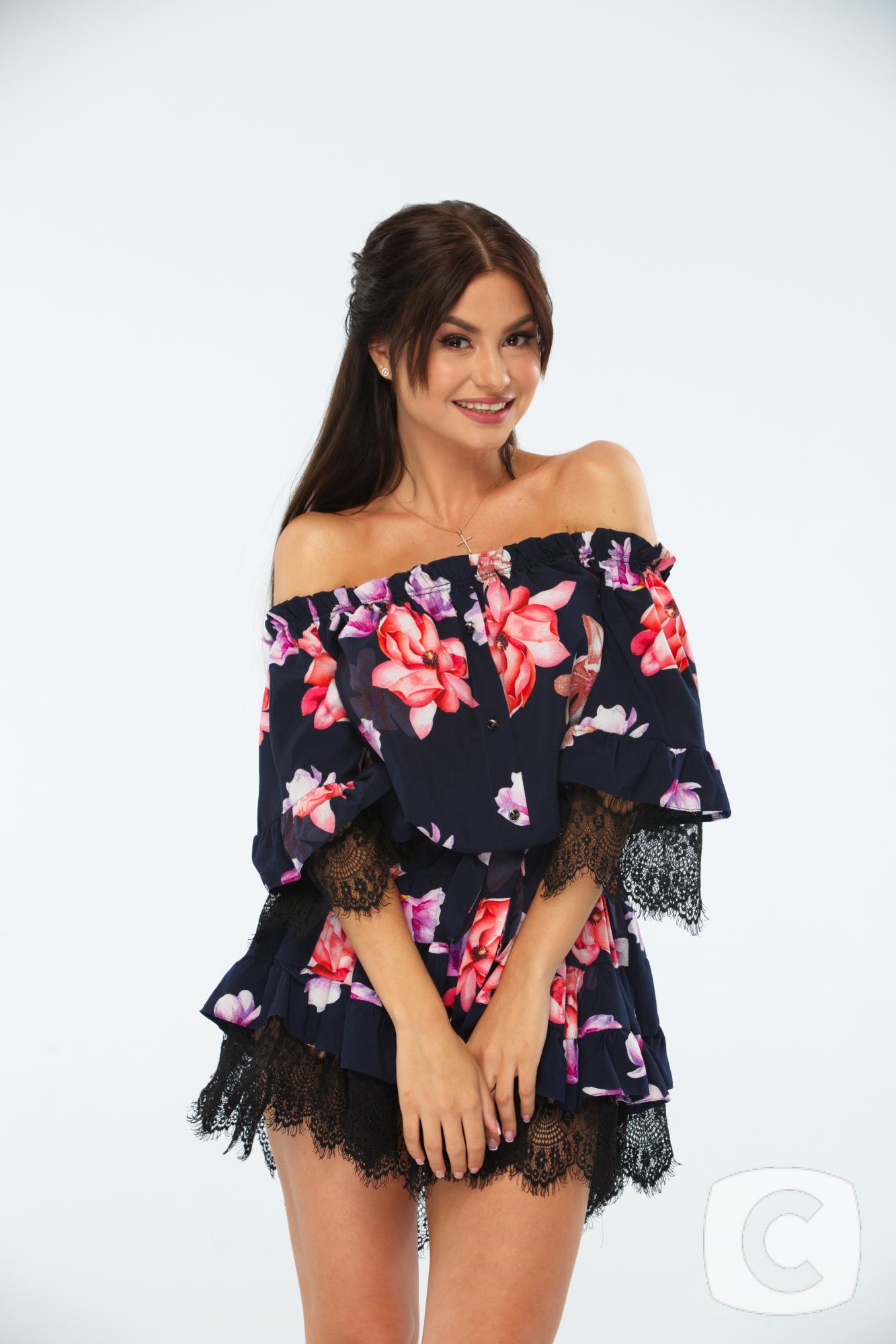 Участницы Холостяк-10 поделились подборками фильмов для просмотра на карантине