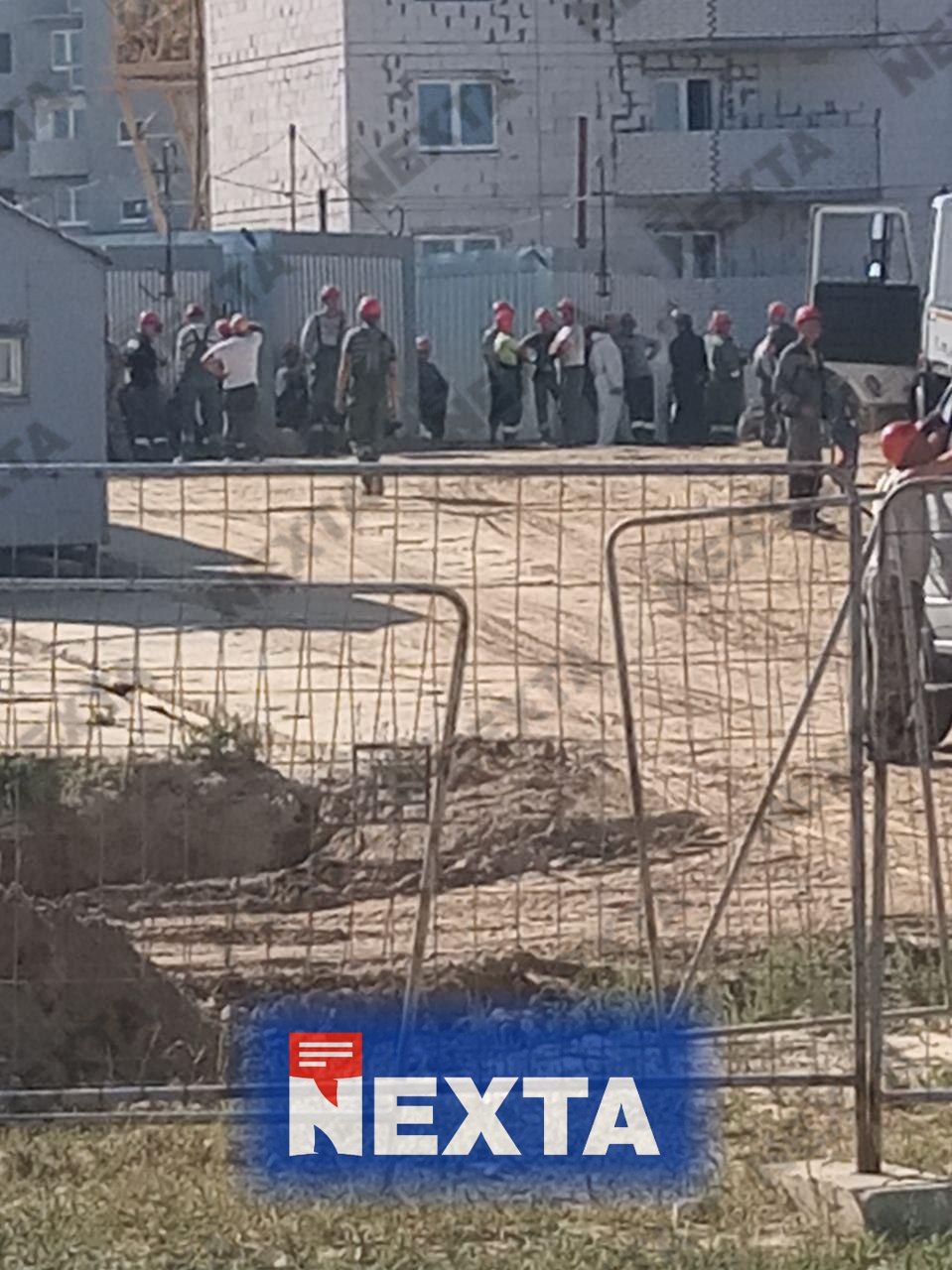 Ситуация в Беларуси: люди выходят на цепи солидарности и бастуют на заводах