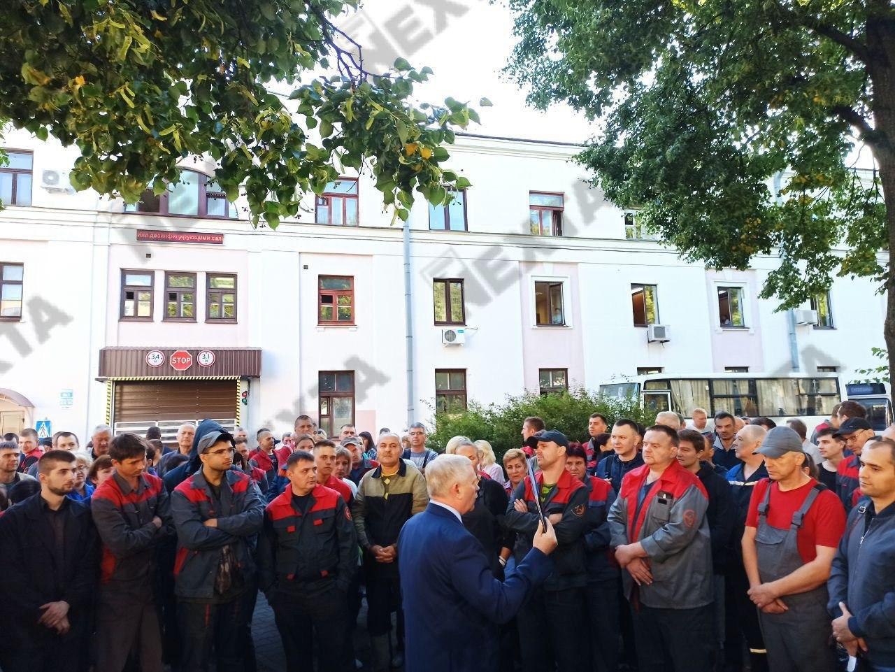 Третій день страйків в Білорусі: що зараз відбувається в країні