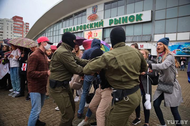 Затримання в центрі Мінська на протестах на підтримку опозиції: що відомо