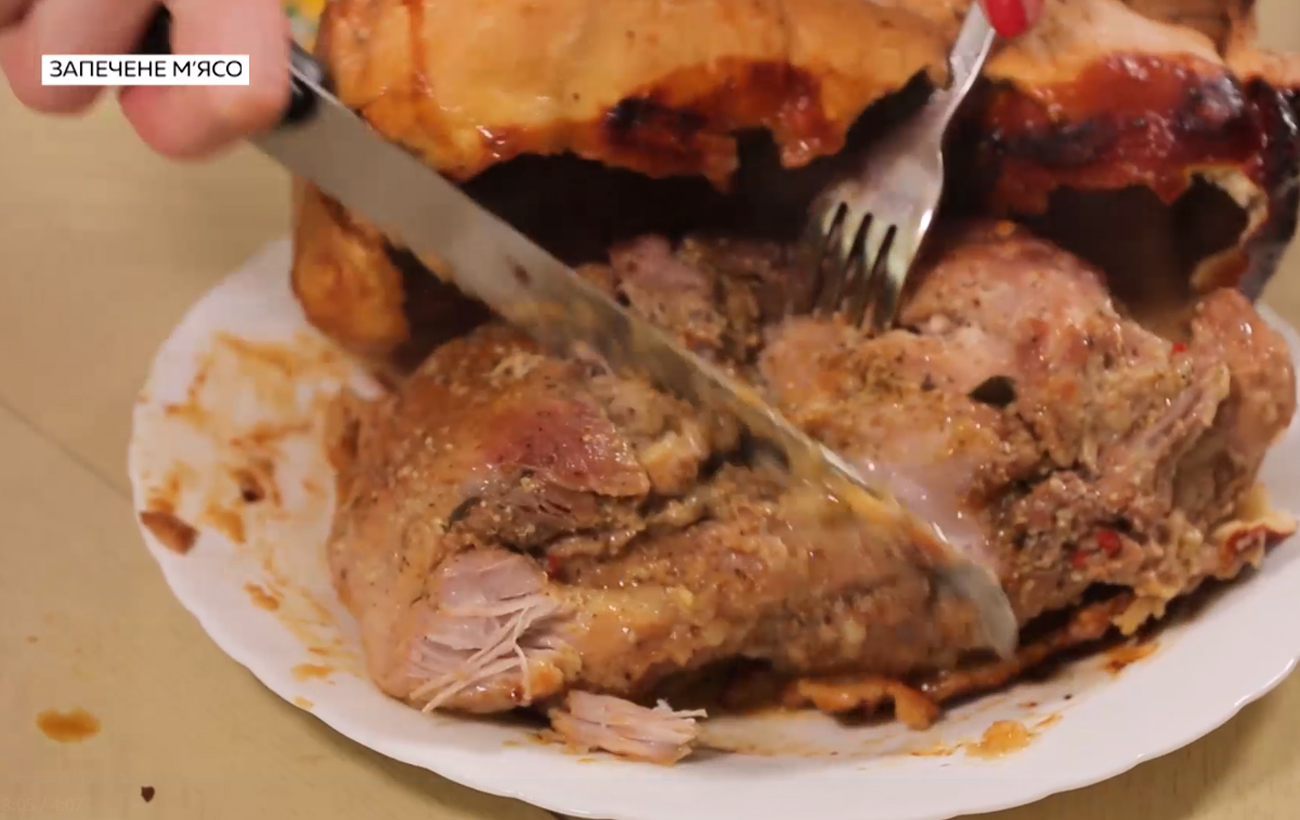 Українцям назвали рецепт ідеальної м'ясної страви до великоднього столу