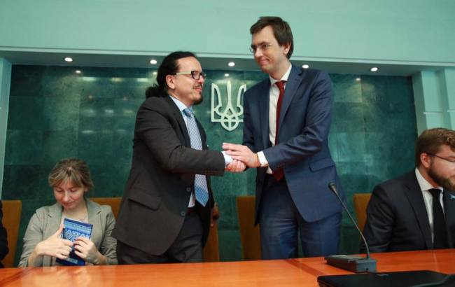 Новини України за 16 травня: новий глава фракції БПП і довибори в окрузі Єремєєва