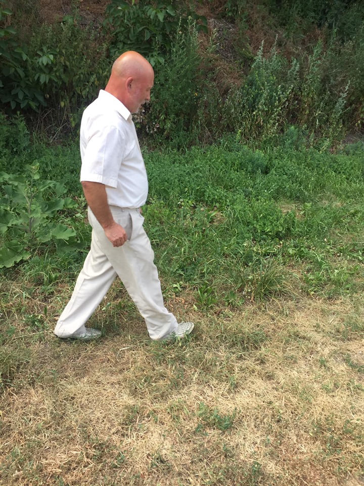 Журналіст затримав водія, який збив дівчат на переході в Києві (фото)