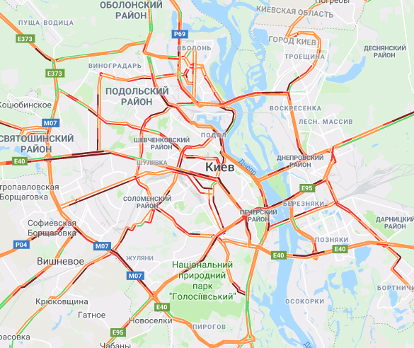 Негода в Києві: столицю через заметіль паралізували затори