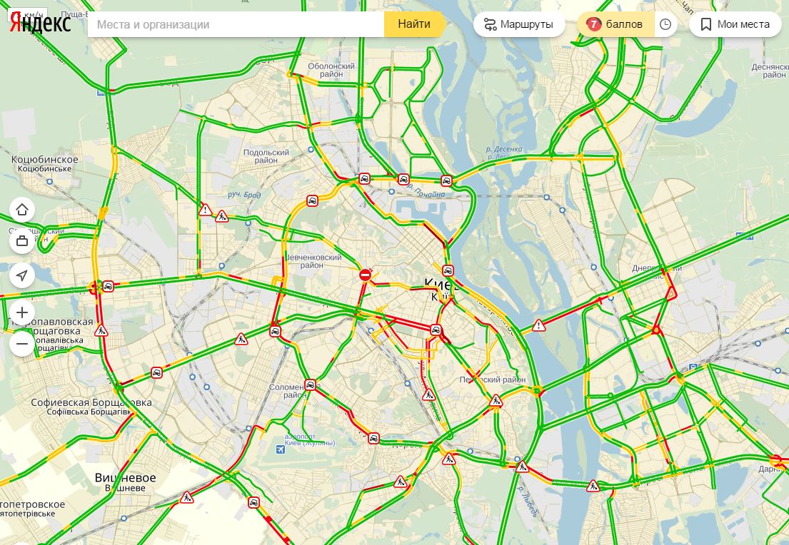 Пробки в Киеве достигли 7 баллов